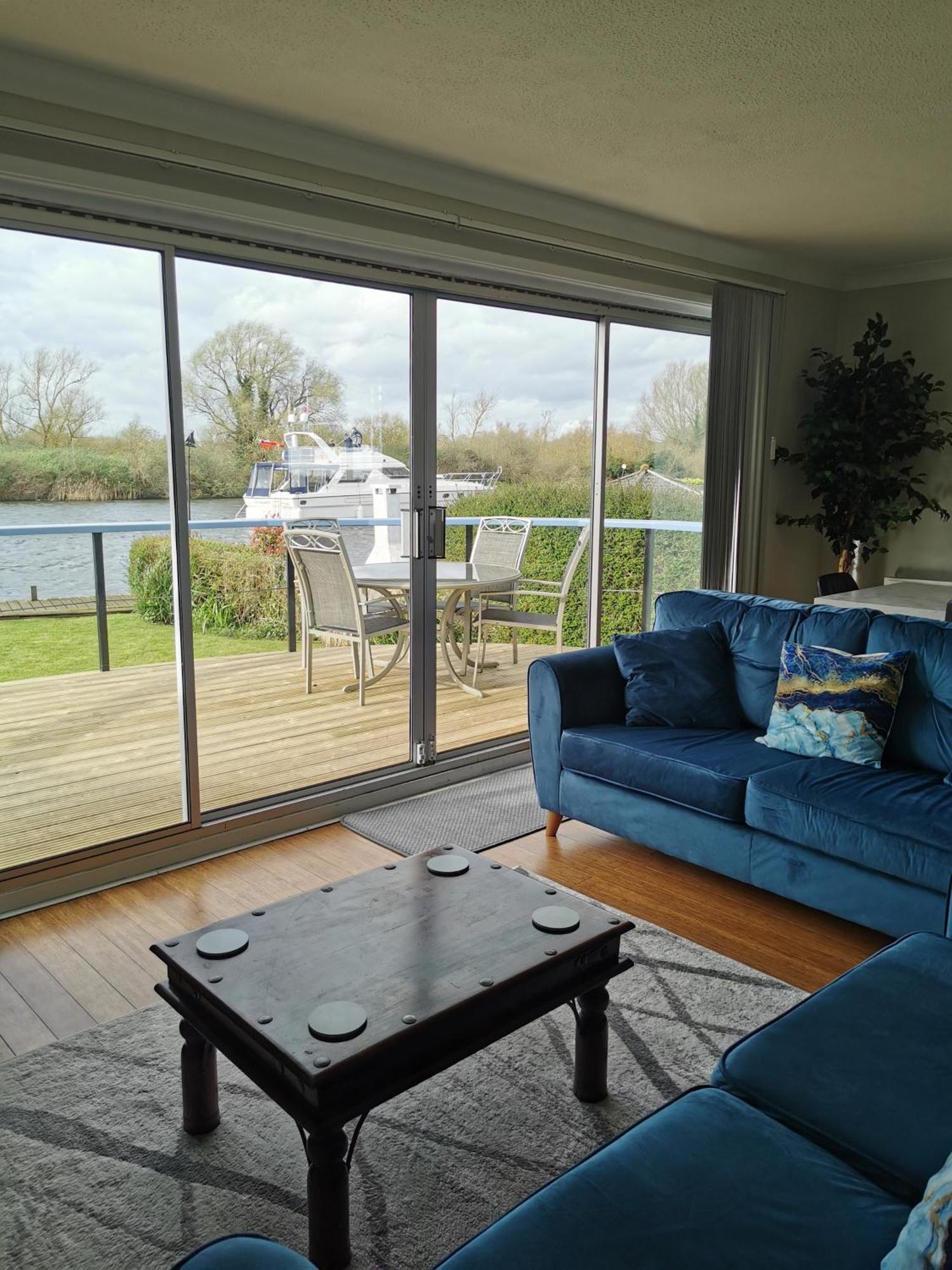 River View - Norfolk Broads Brundall 外观 照片