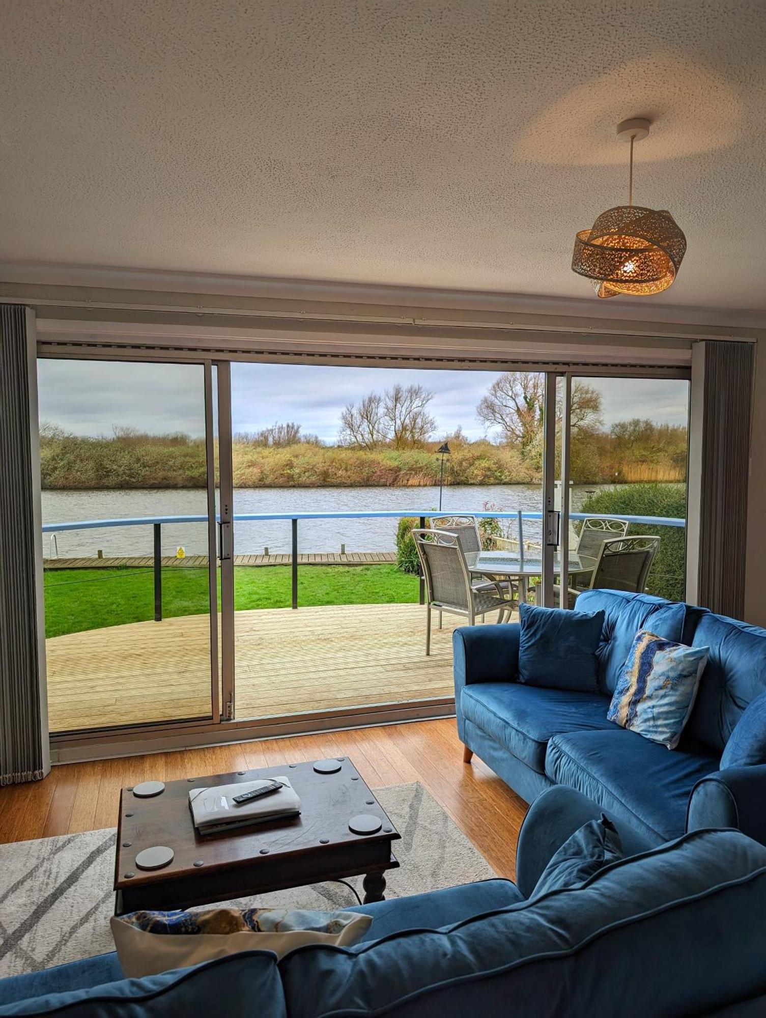 River View - Norfolk Broads Brundall 外观 照片